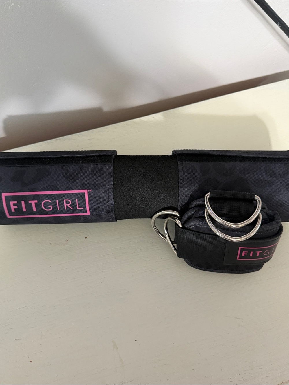 Women’s Black and Pink Ankle/Wrist Straps for Cable Machines